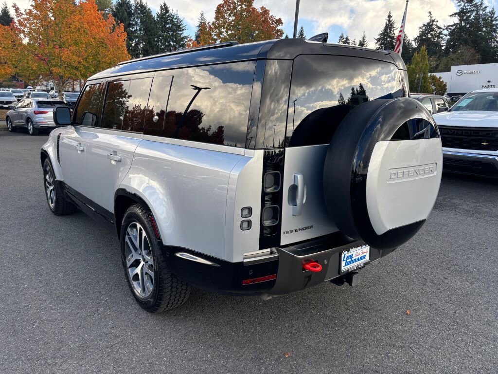 Used 2024 Land Rover Defender 130 X image 7