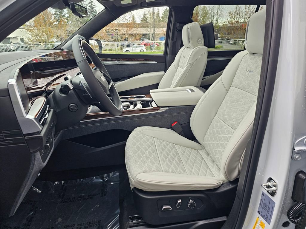New 2026 Cadillac Escalade ESV Platinum Sport AWD/4WD image 22