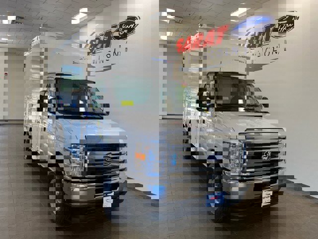 New 2026 Ford E-350 and Econoline 350 Super Duty w/ Power Equipment Group image 2