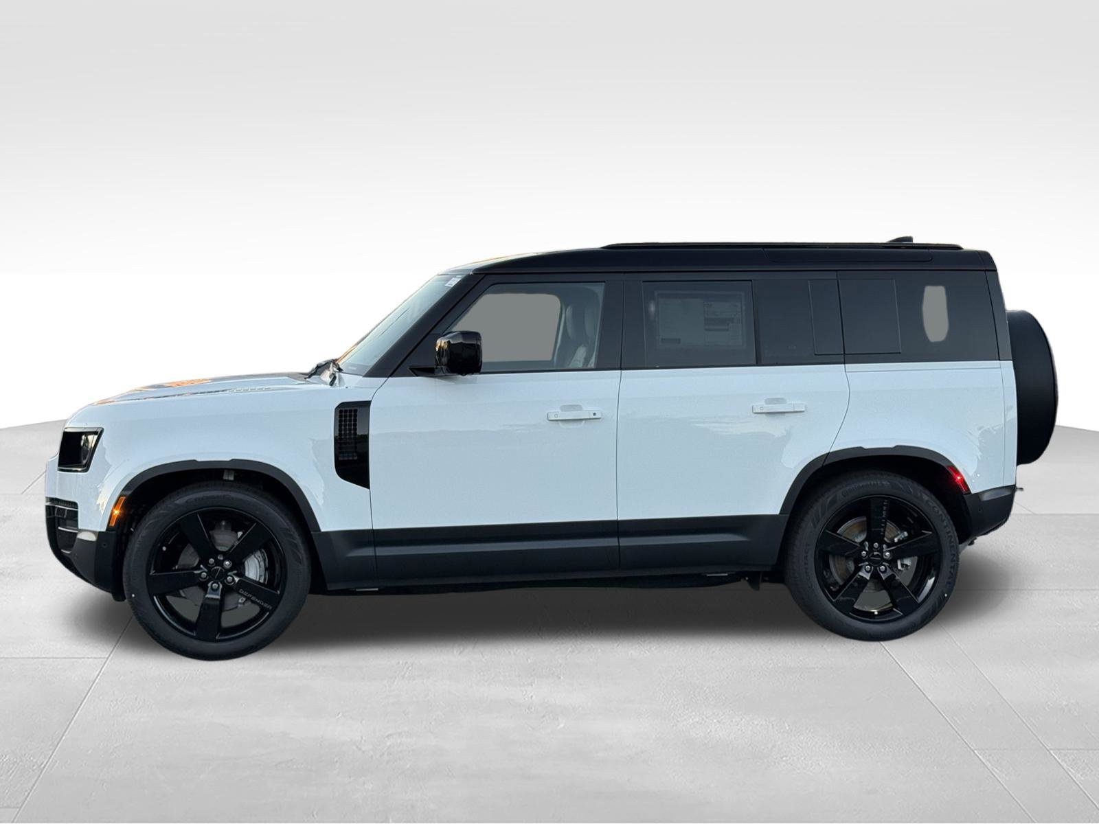 New 2026 Land Rover Defender 110 S AWD/4WD image 3