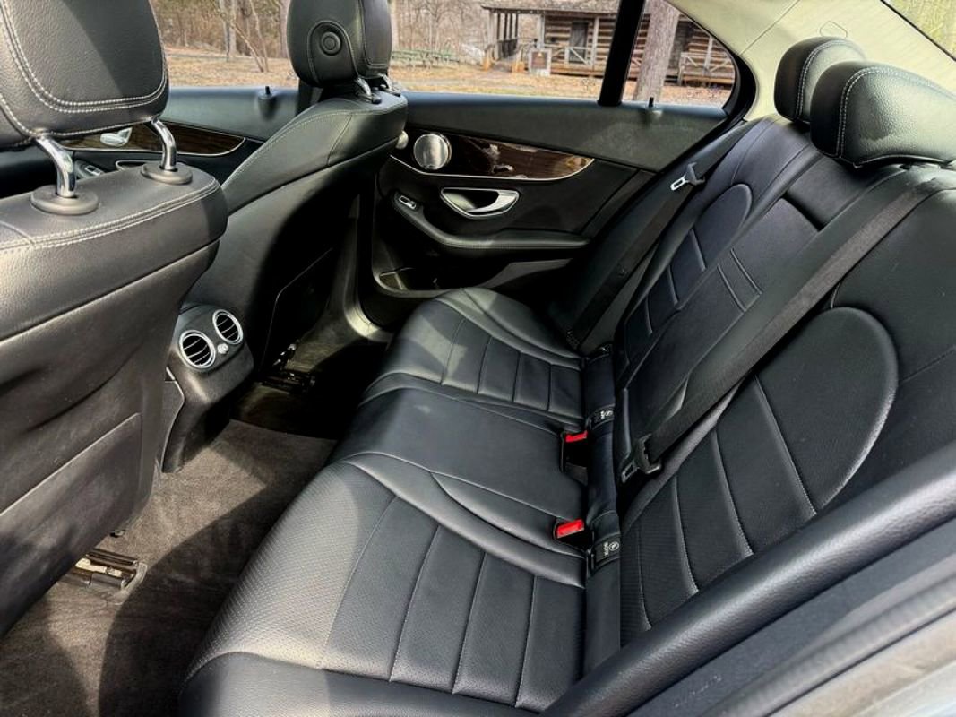 Used 2017 Mercedes-Benz C 300 4MATIC Sedan image 33