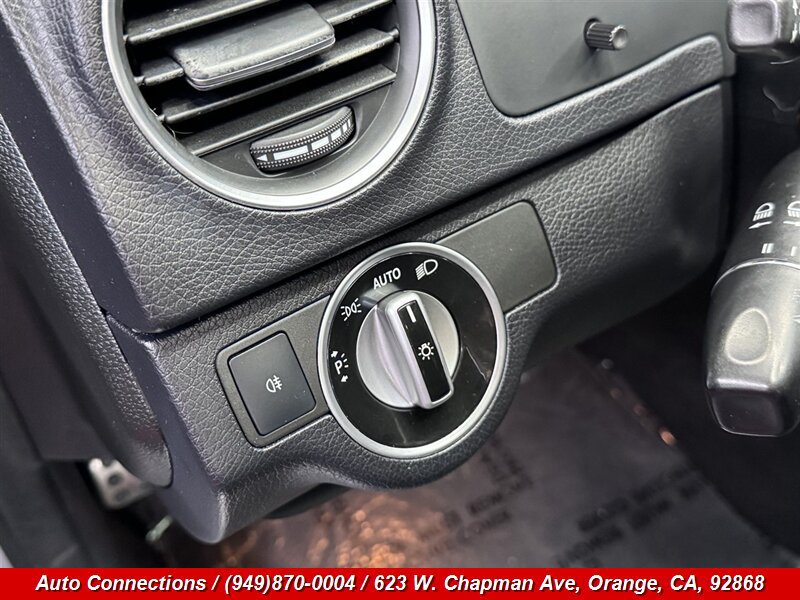 Used 2013 Mercedes-Benz C 250 Sedan image 20