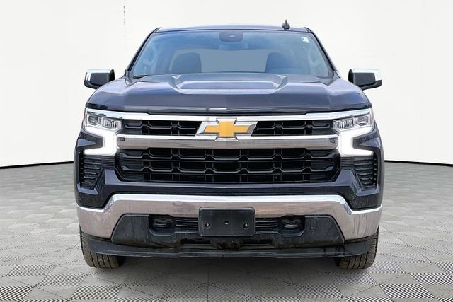 Used 2022 Chevrolet Silverado 1500 LT image 2