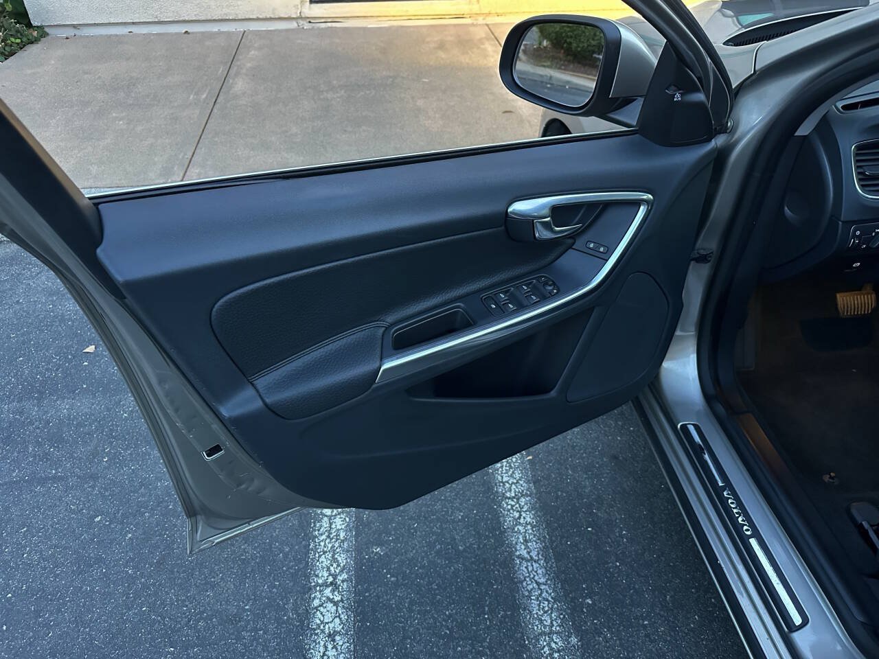 Used 2014 Volvo S60 T5 AWD/4WD image 20