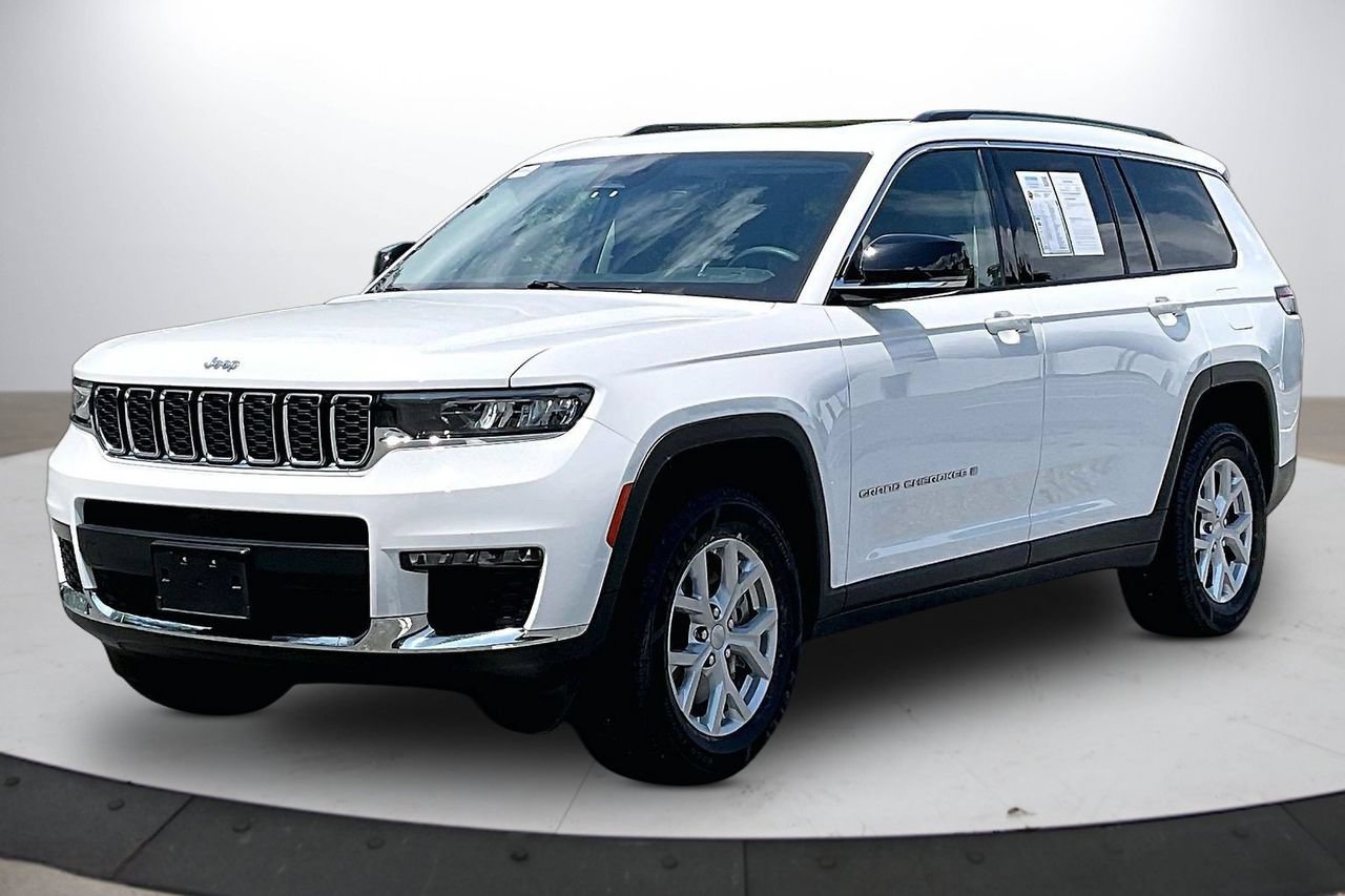 Used 2023 Jeep Grand Cherokee L Limited AWD/4WD image 4