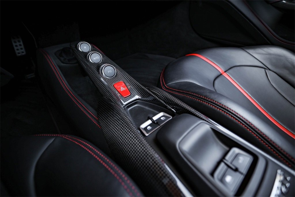 Certified 2022 Ferrari F8 Tributo image 41