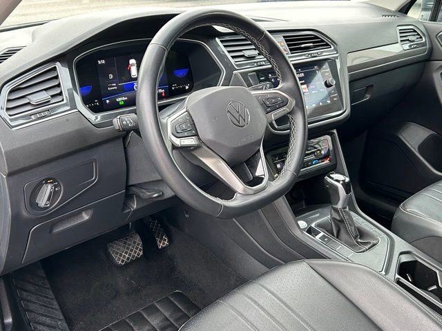Used 2024 Volkswagen Tiguan SE FWD image 21