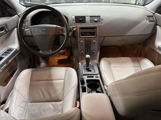 Used 2008 Volvo S40 2.4i FWD image 12