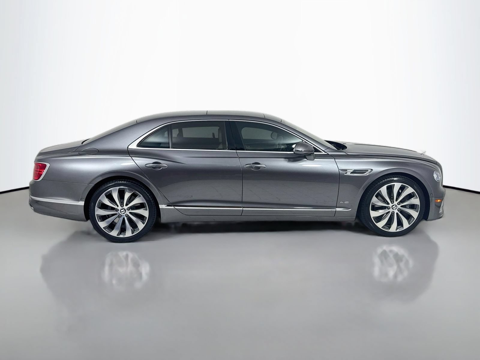 Certified 2022 Bentley Flying Spur W12 AWD/4WD image 9