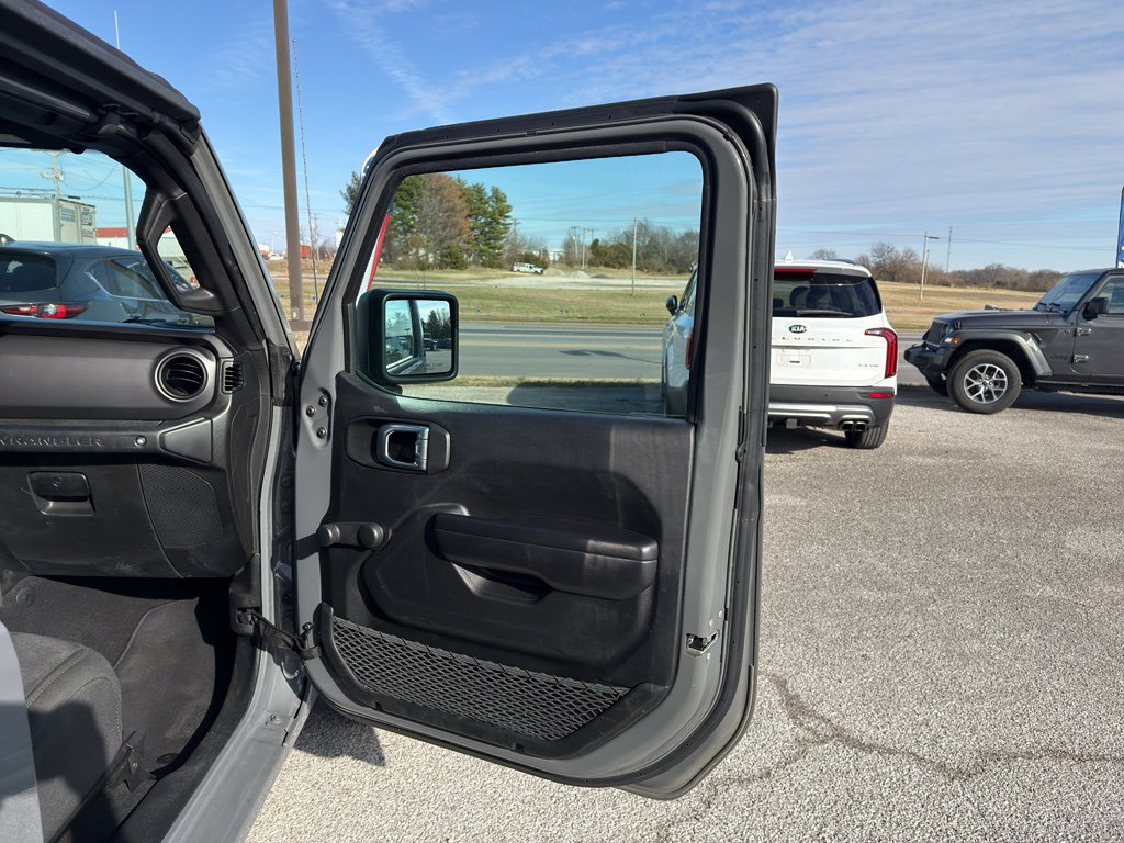 Used 2021 Jeep Wrangler Sport image 13