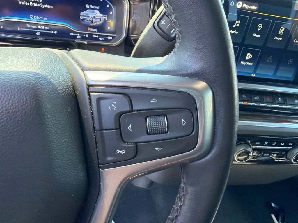 Used 2023 Chevrolet Silverado 1500 RST AWD/4WD image 15