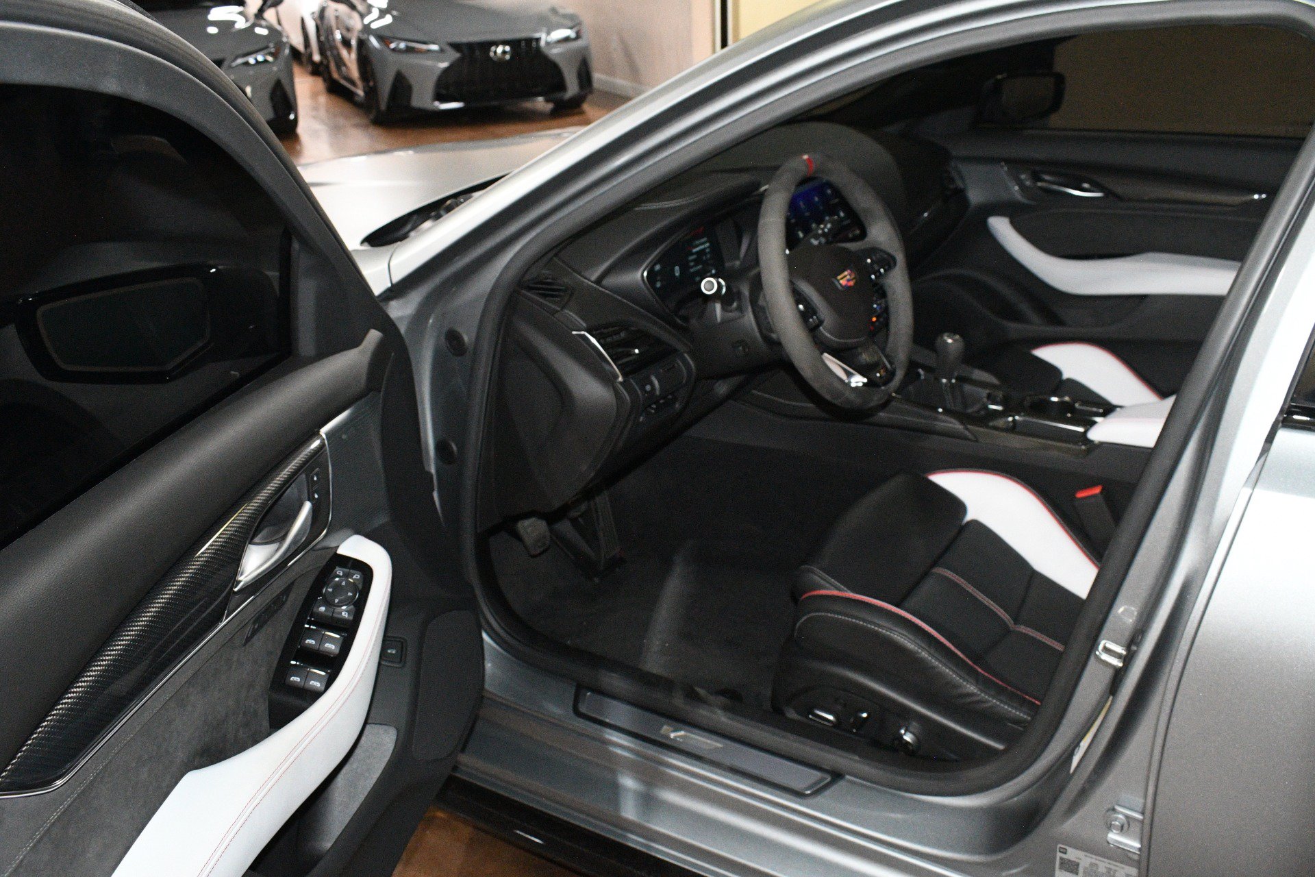 Used 2024 Cadillac CT5 V Blackwing w/ Carbon Fiber Package 2 RWD image 45