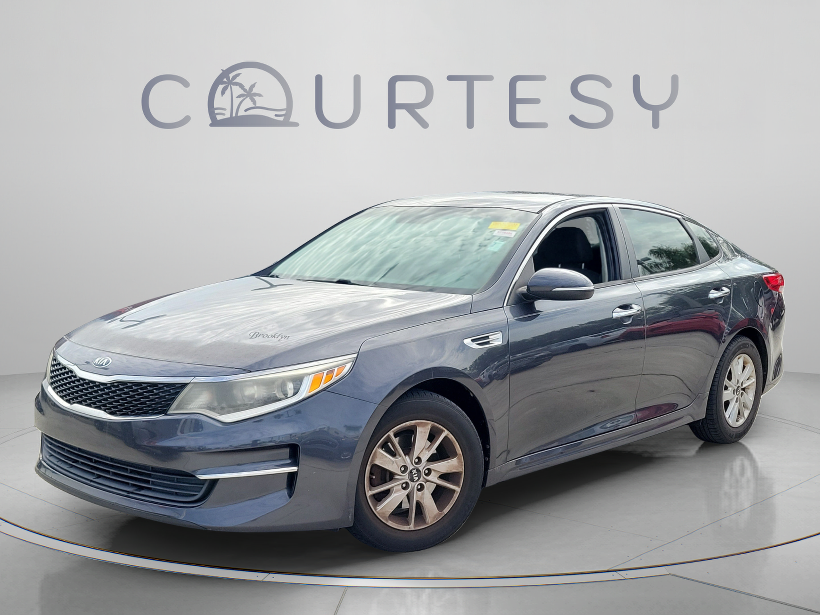 Used 2017 Kia Optima LX w/ Driver Convenience Package FWD image 1