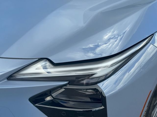 New 2026 Lexus ES 350e w/ Convenience Package FWD image 9