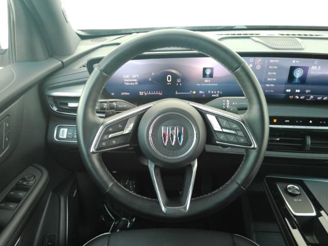 Used 2025 Buick Enclave Preferred image 34