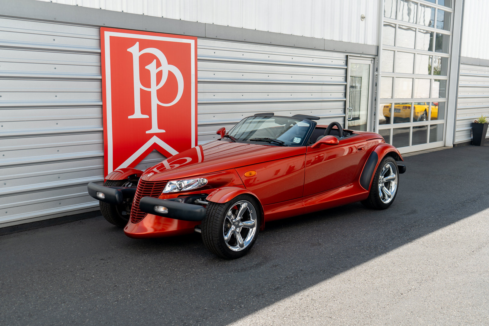 Used 2001 Plymouth Prowler RWD image 22