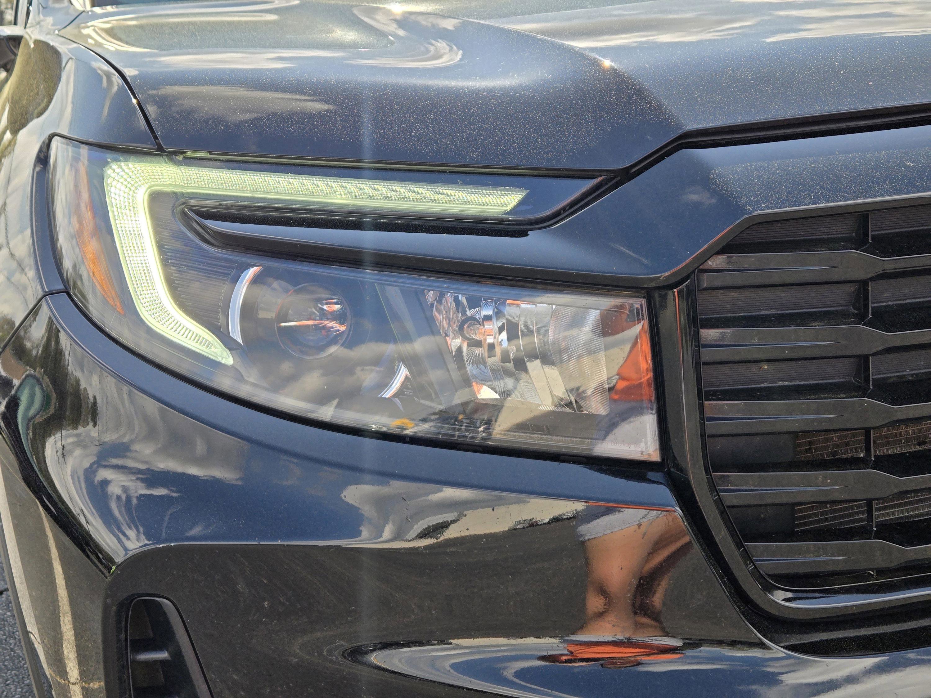 Used 2021 Honda Ridgeline Black Edition image 3