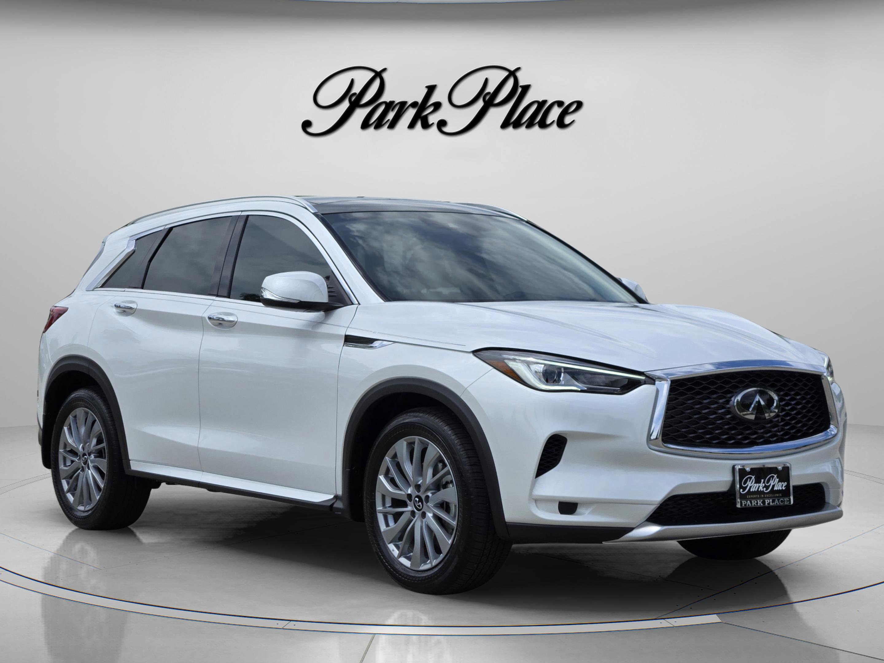 Used 2025 INFINITI QX50 Luxe AWD/4WD image 7