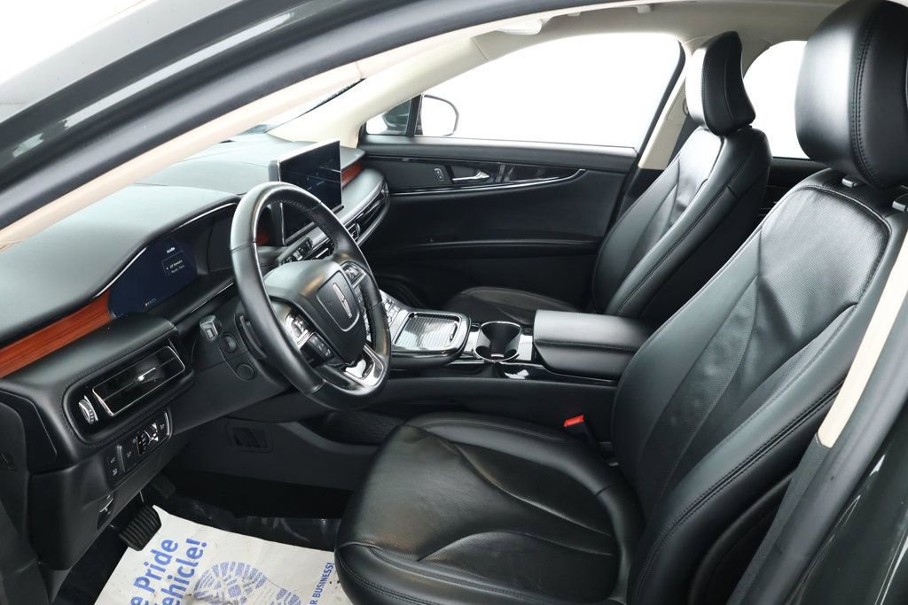 Used 2022 Lincoln Nautilus Reserve image 19