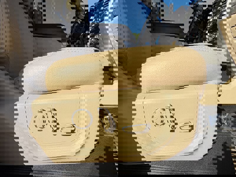 Used 2017 Ford F350 Lariat w/ FX4 Off-Road Package image 63