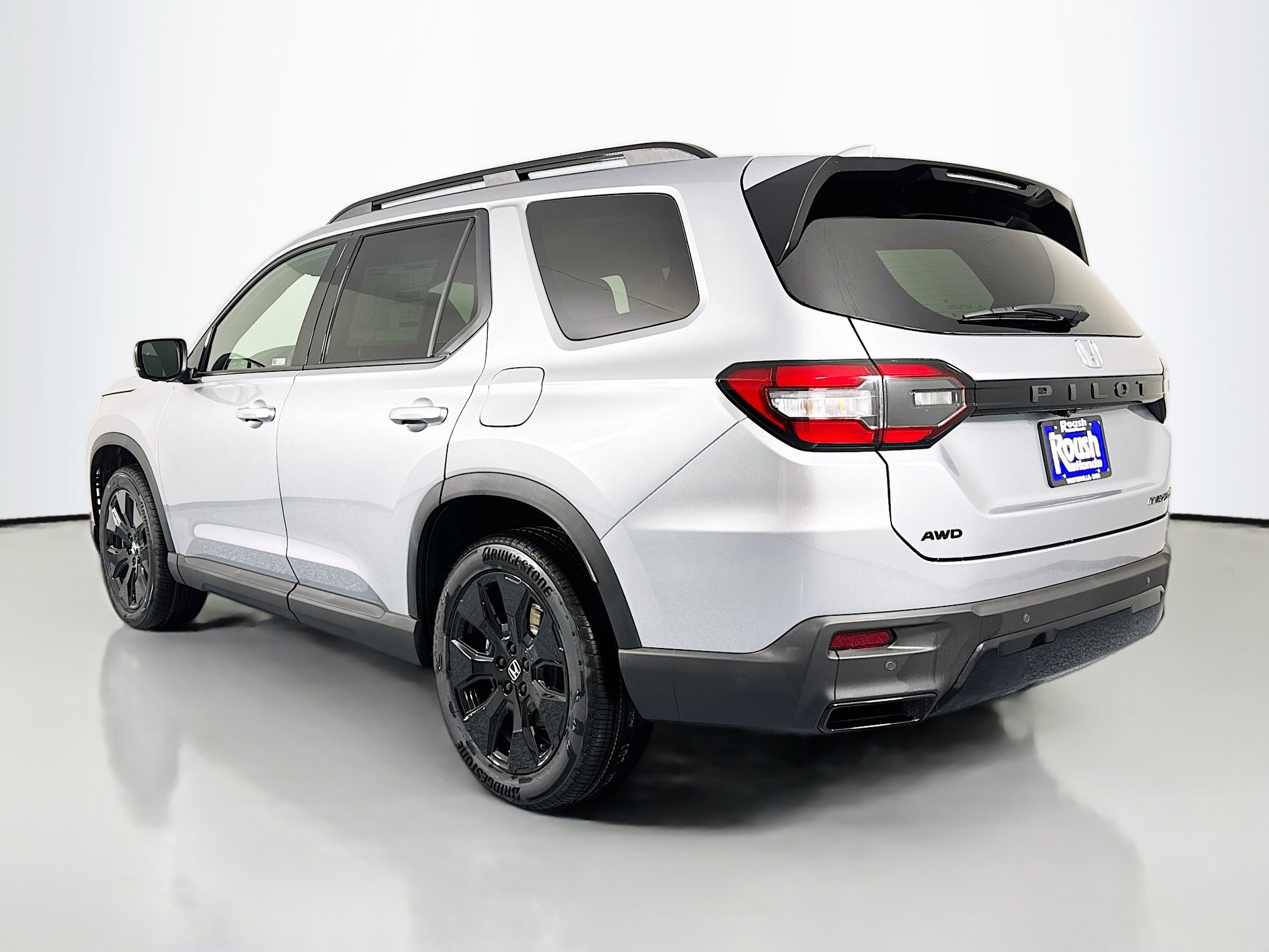 New 2026 Honda Pilot Black Edition image 7