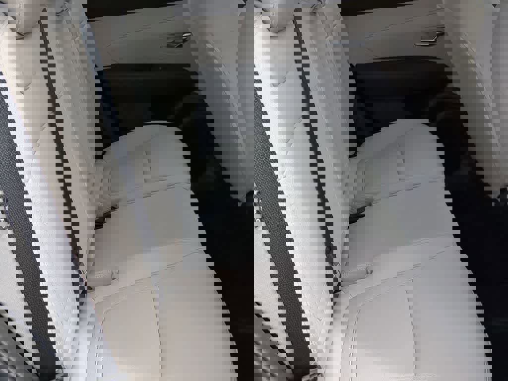 New 2026 Hyundai Tucson SE image 21