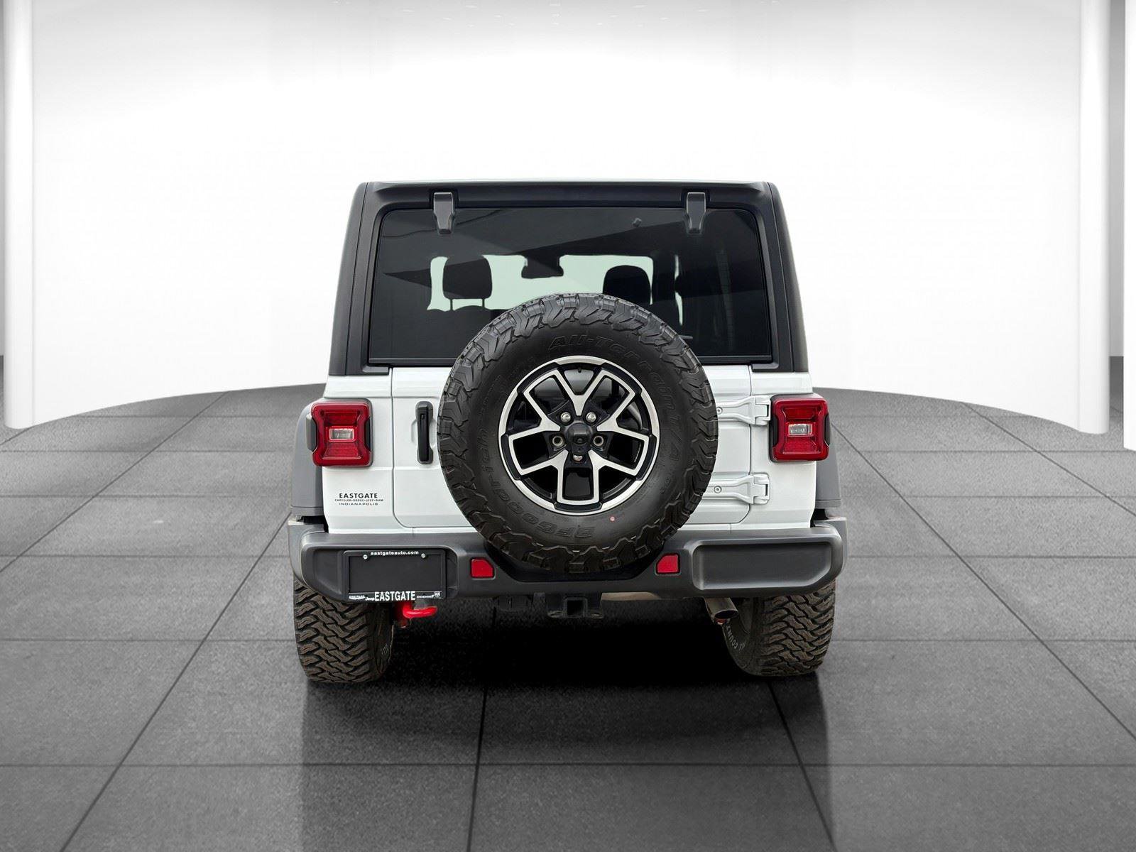 Used 2024 Jeep Wrangler Unlimited Rubicon image 6