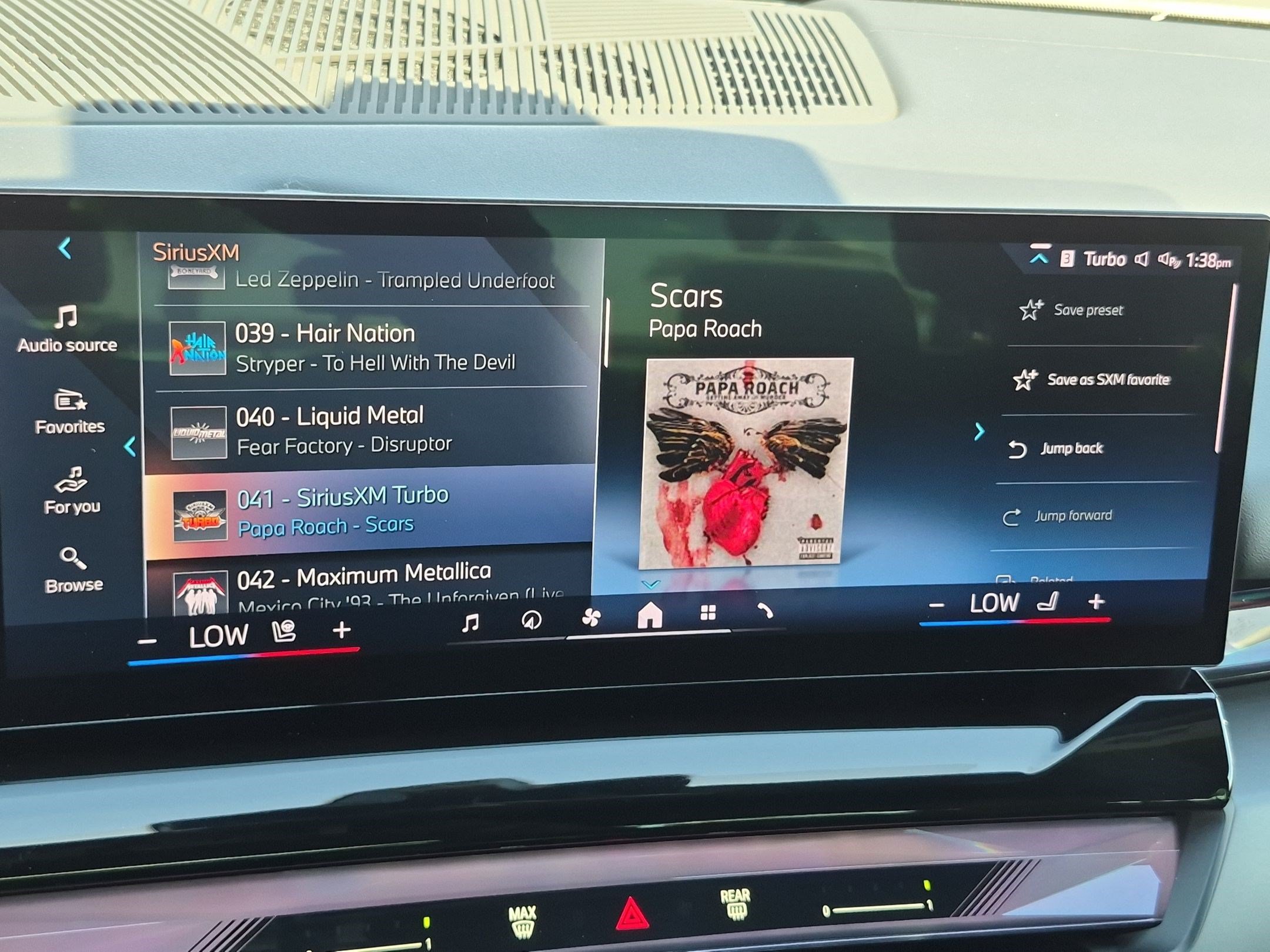 Certified 2024 BMW i5 eDrive40i w/ Premium Package RWD image 23