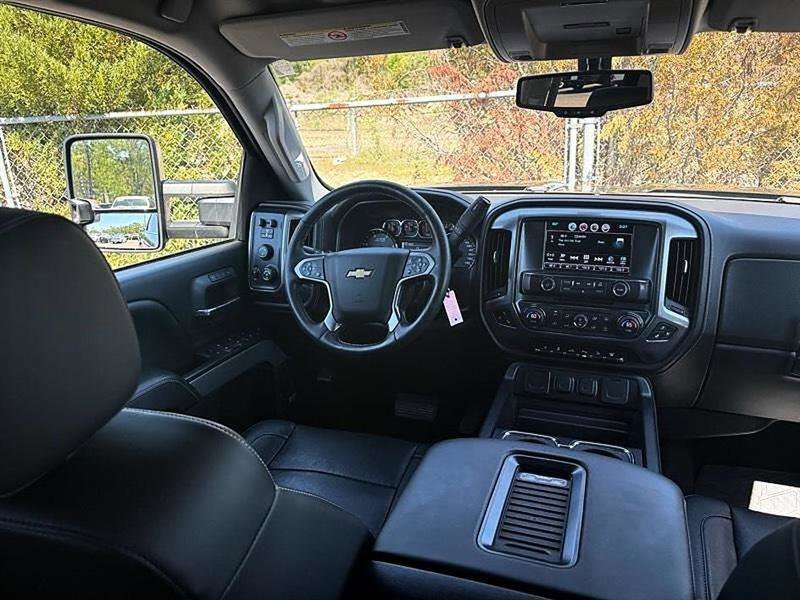 Used 2016 Chevrolet Silverado 3500 LTZ w/ Duramax Plus Package image 46