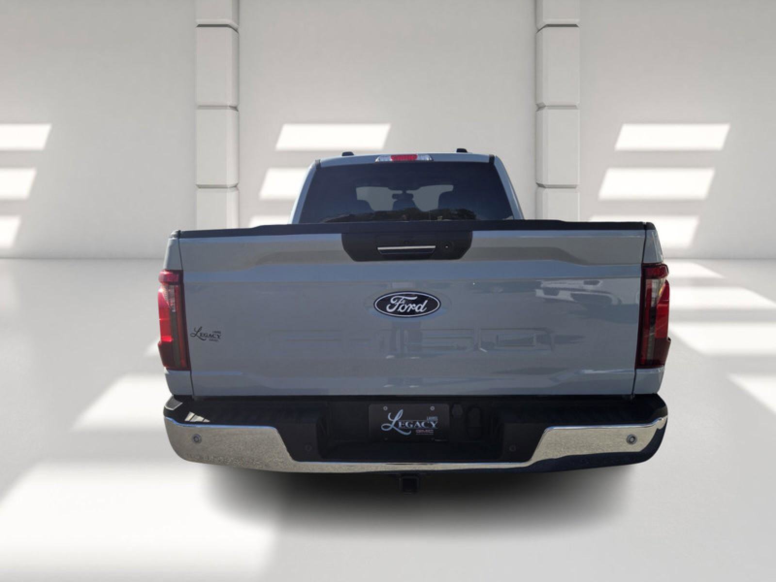 Used 2024 Ford F150 XLT w/ Mobile Office Package image 6