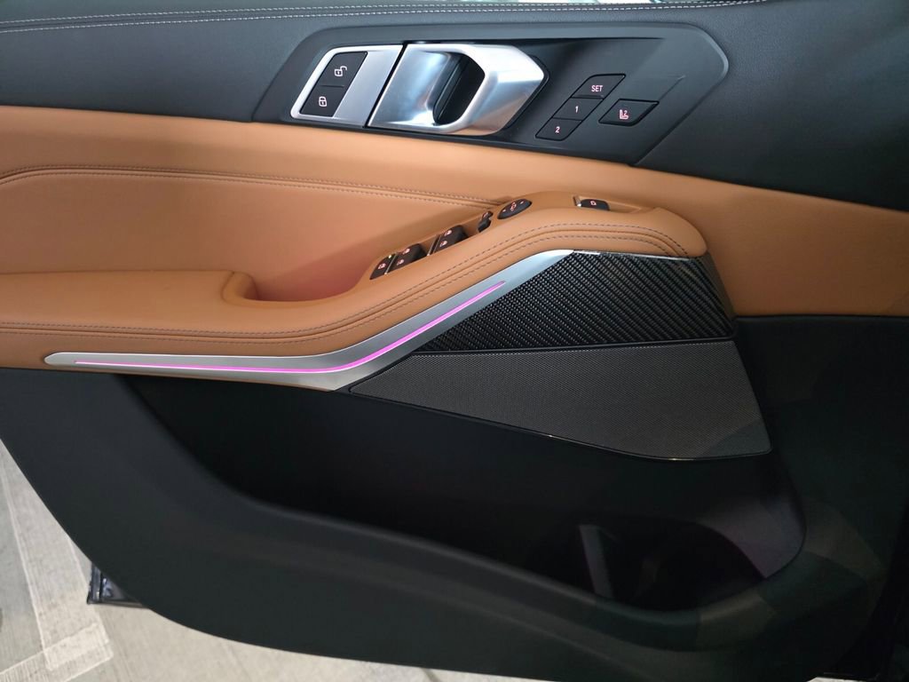New 2026 BMW X5 M60i image 16