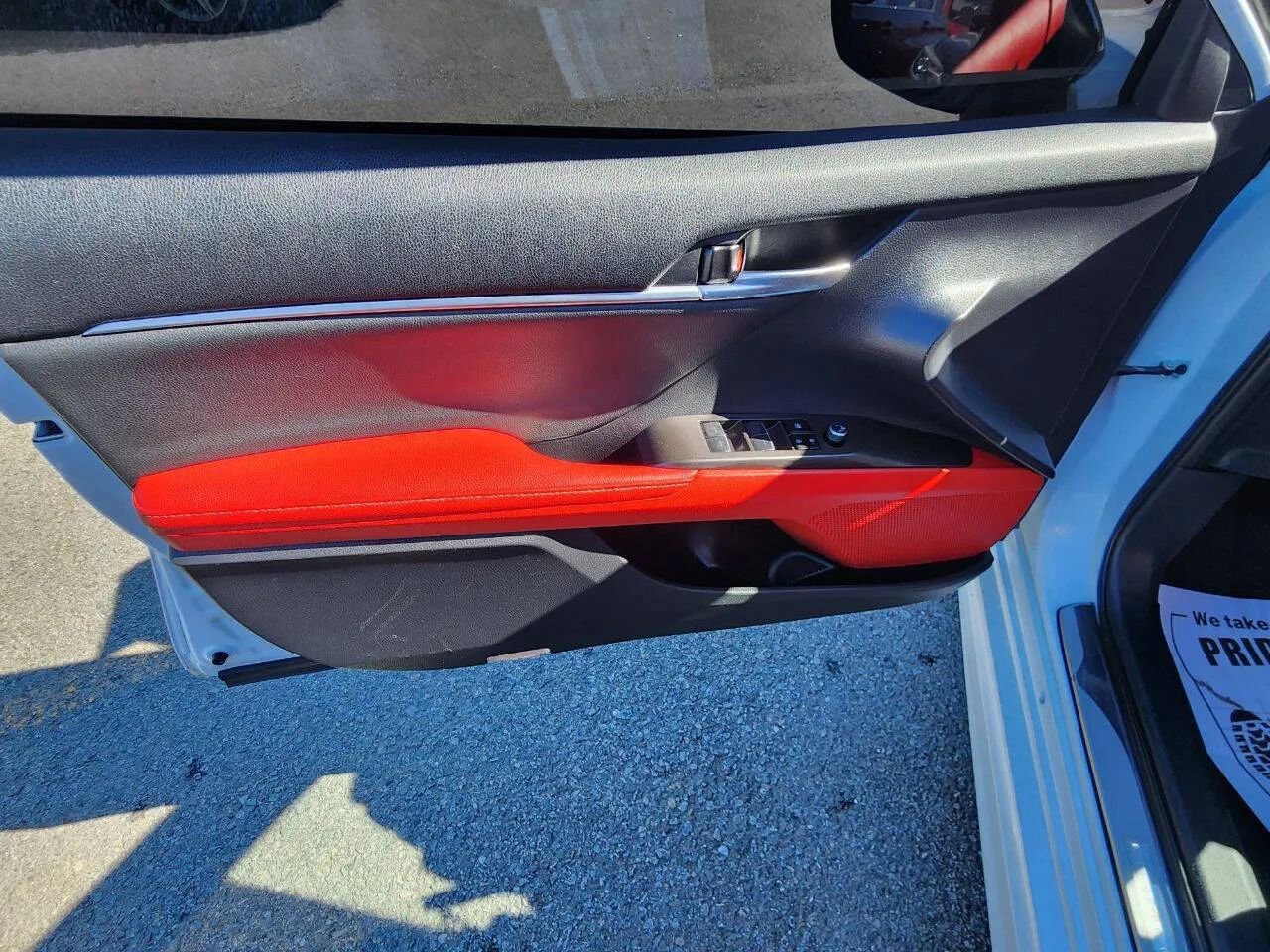 Used 2023 Toyota Camry XSE image 10