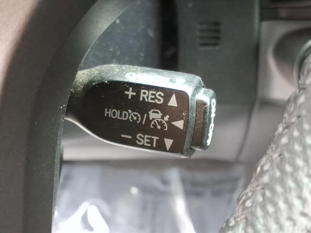 Used 2021 Toyota Tacoma TRD Off-Road w/ Technology Package image 28