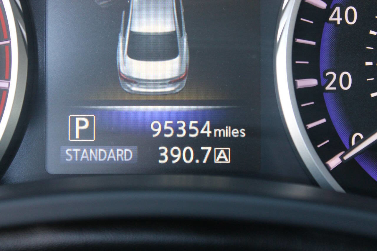 Used 2014 INFINITI Q50 Hybrid AWD w/ Deluxe Technology Package image 19