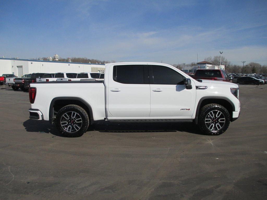 Certified 2023 GMC Sierra 1500 AT4 w/ AT4 Premium Package image 4