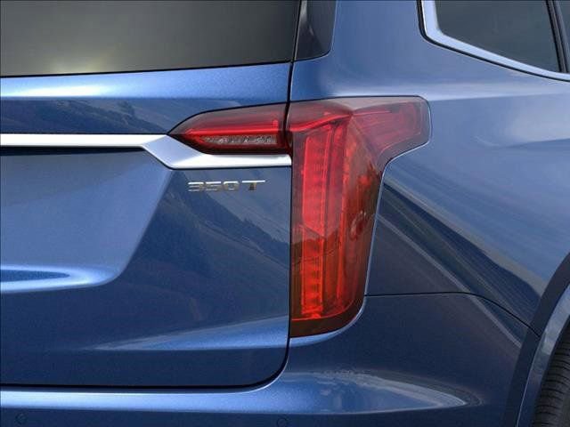 New 2025 Cadillac XT6 Luxury image 11