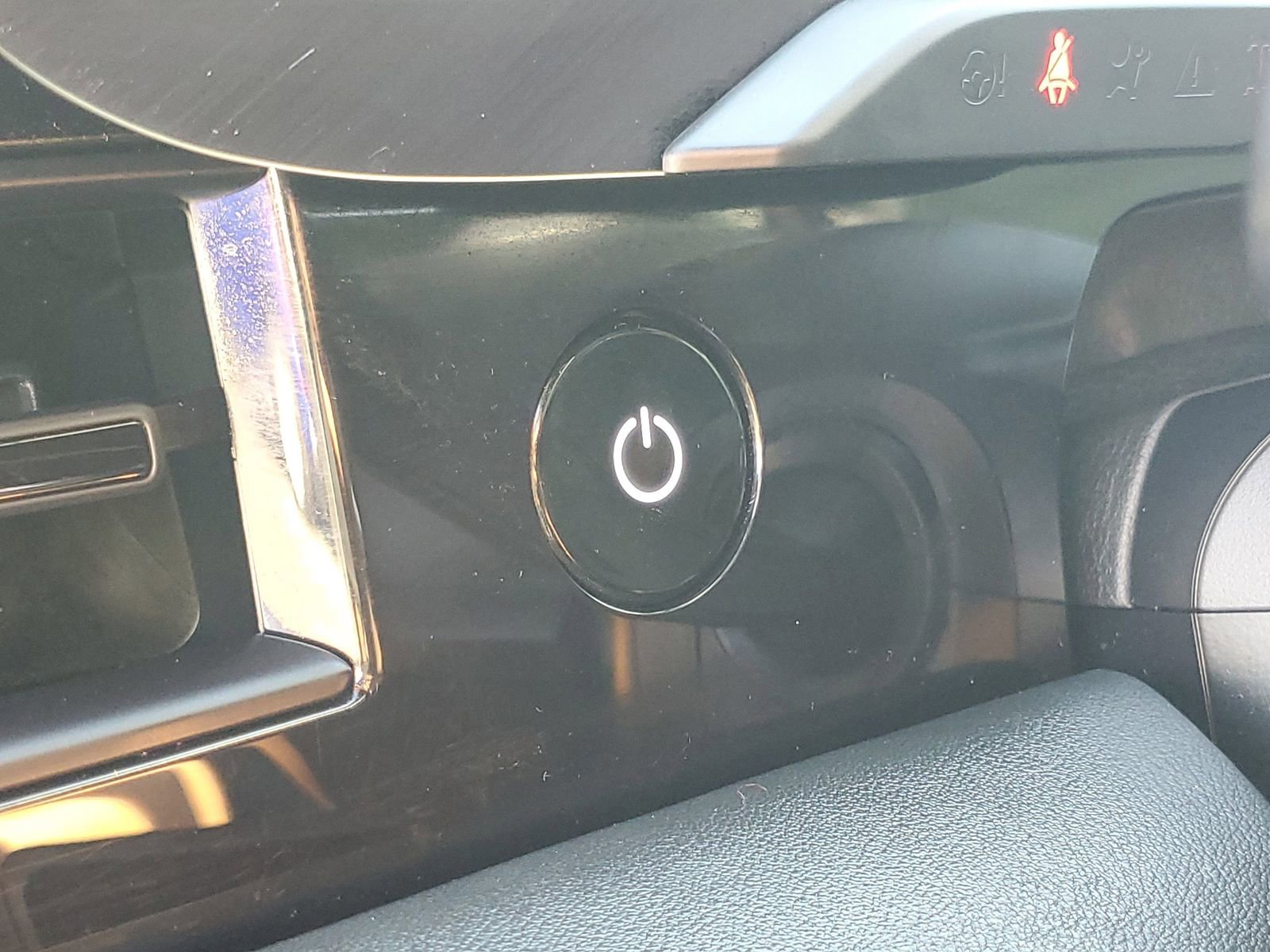 Used 2022 Porsche Taycan image 34