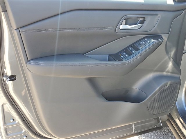 New 2026 Nissan Rogue SV image 21