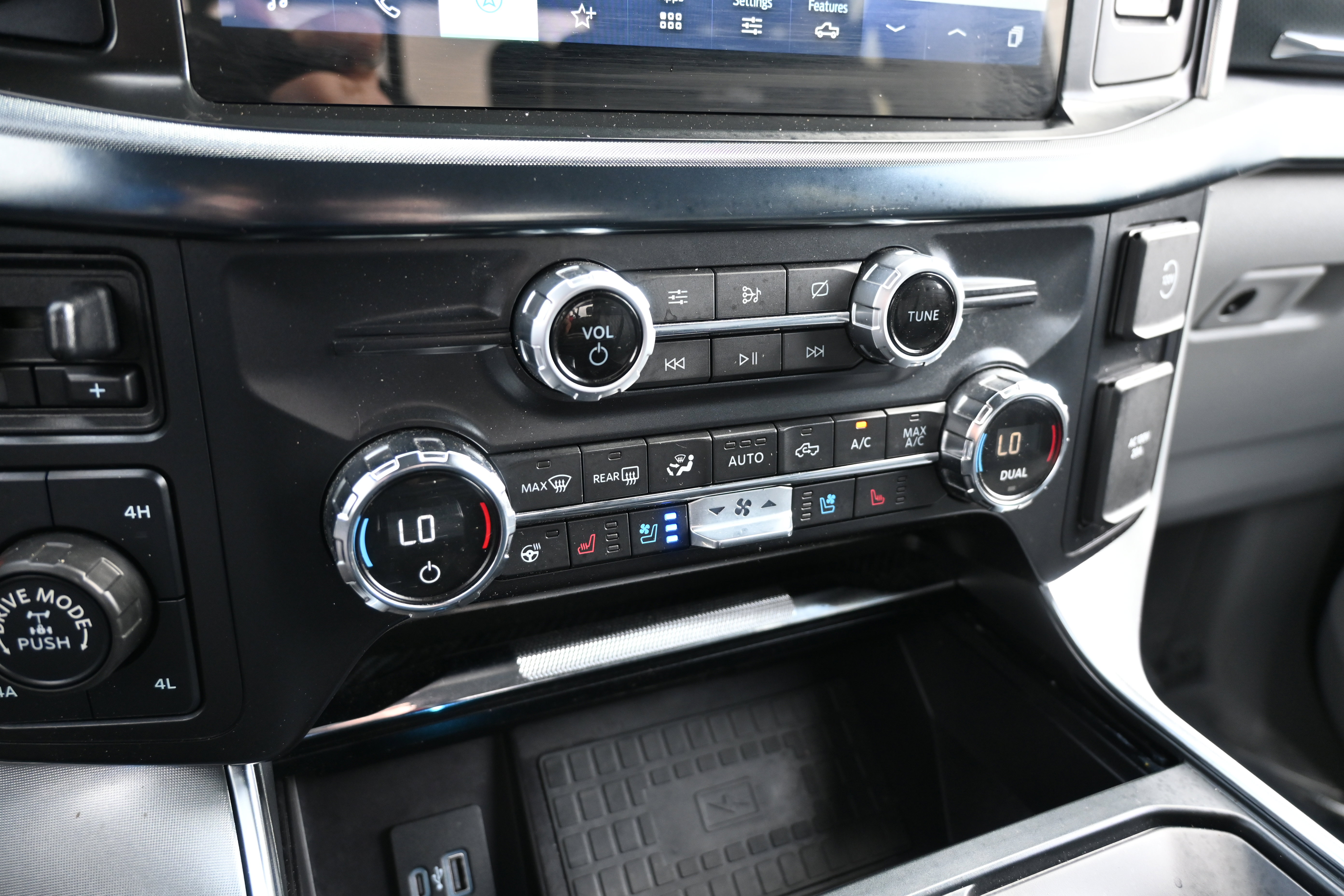 Used 2021 Ford F150 Limited image 27