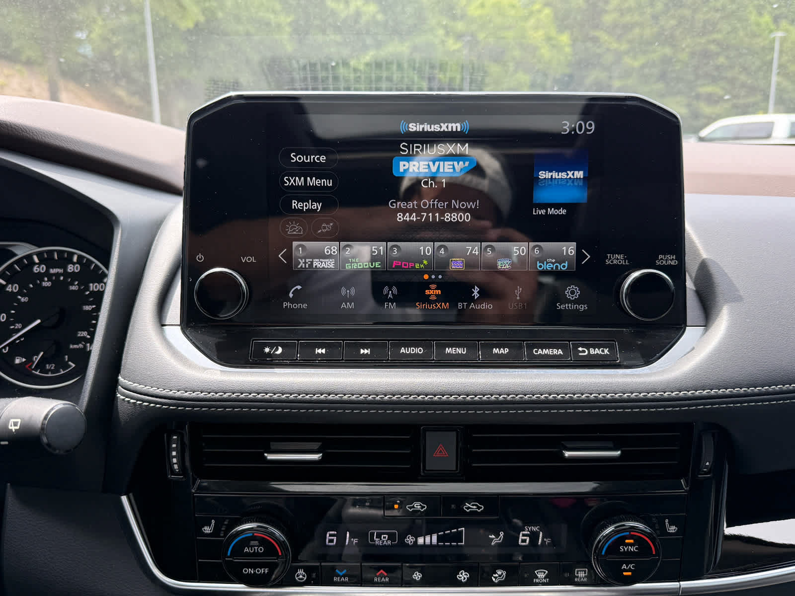 Used 2023 Nissan Rogue SL w/ SL Premium Package AWD/4WD image 18