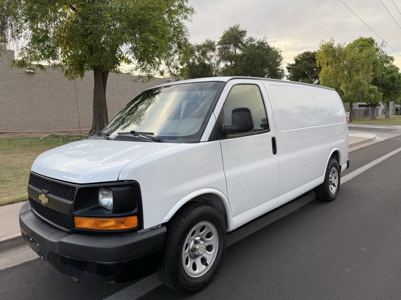 Used 2012 Chevrolet Express 1500 image 1