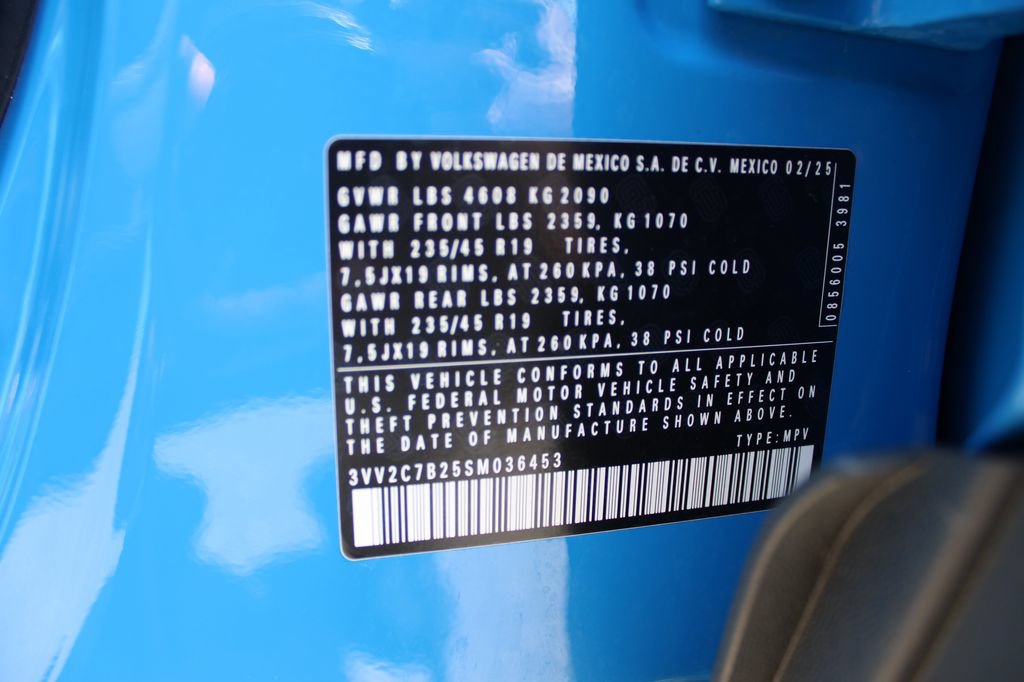 Used 2025 Volkswagen Taos SE AWD/4WD image 29