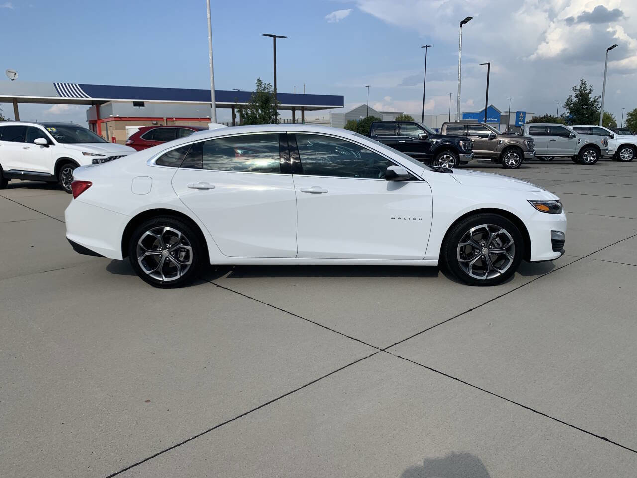 Used 2024 Chevrolet Malibu LT image 5