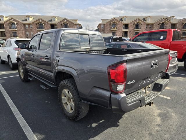Used 2022 Toyota Tacoma SR image 5