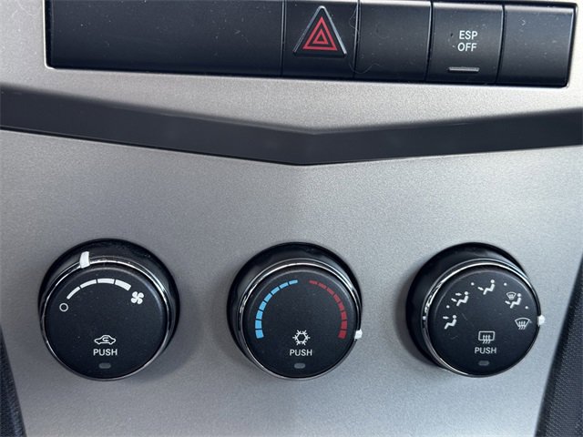 Used 2009 Chrysler Sebring Touring image 29