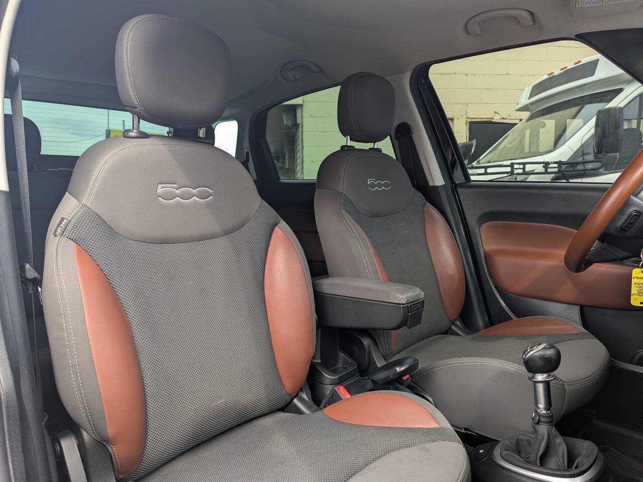 Used 2014 FIAT 500L Trekking w/ Popular Equipment Group FWD image 10