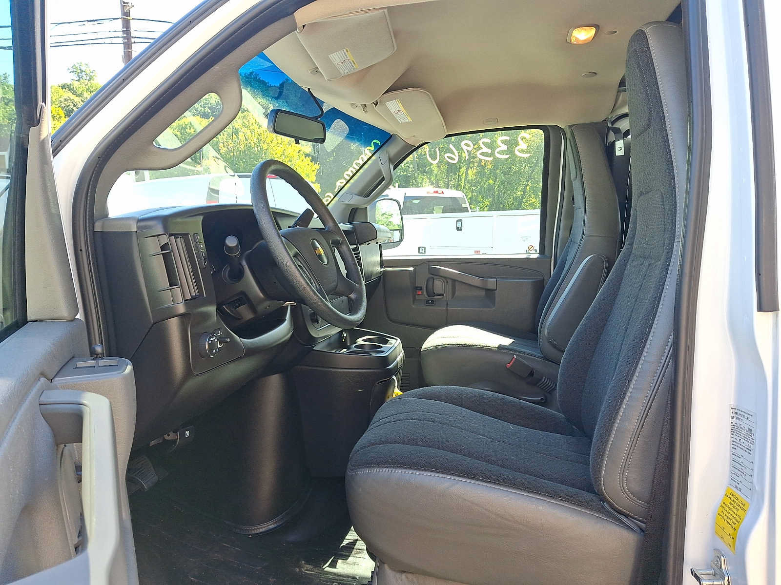 Used 2025 Chevrolet Express 2500 w/ Driver Convenience Package RWD image 14