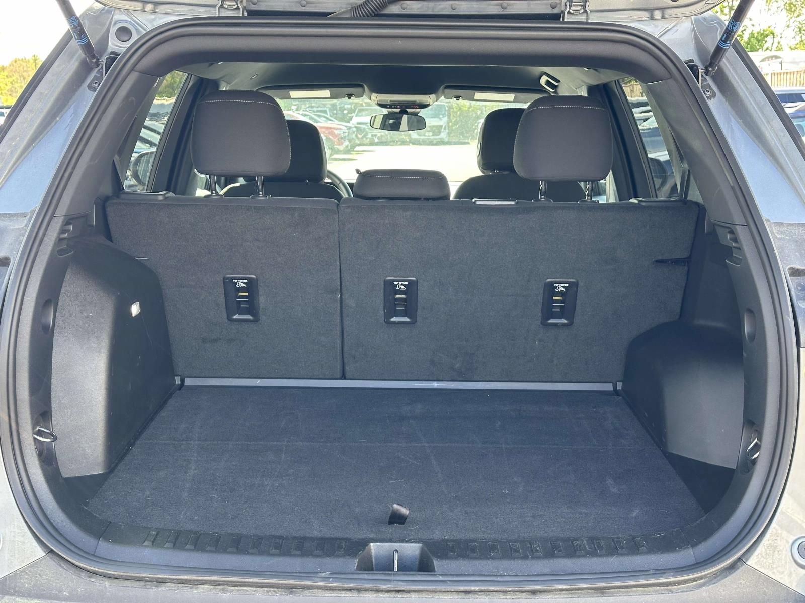 Certified 2025 Chevrolet Equinox LT AWD/4WD image 24