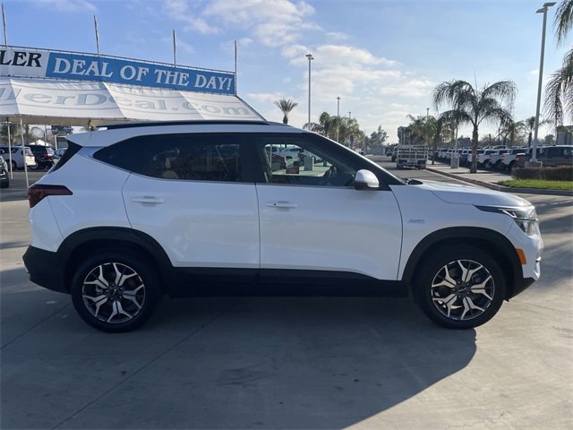 Used 2022 Kia Seltos EX image 9