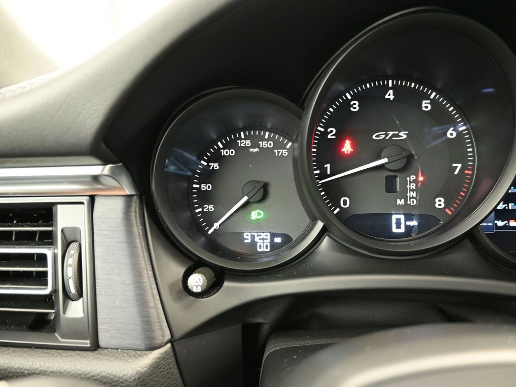 Certified 2022 Porsche Macan GTS AWD/4WD image 22